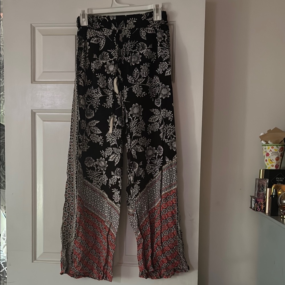 Floral Wide-Leg Pants with Red Accents